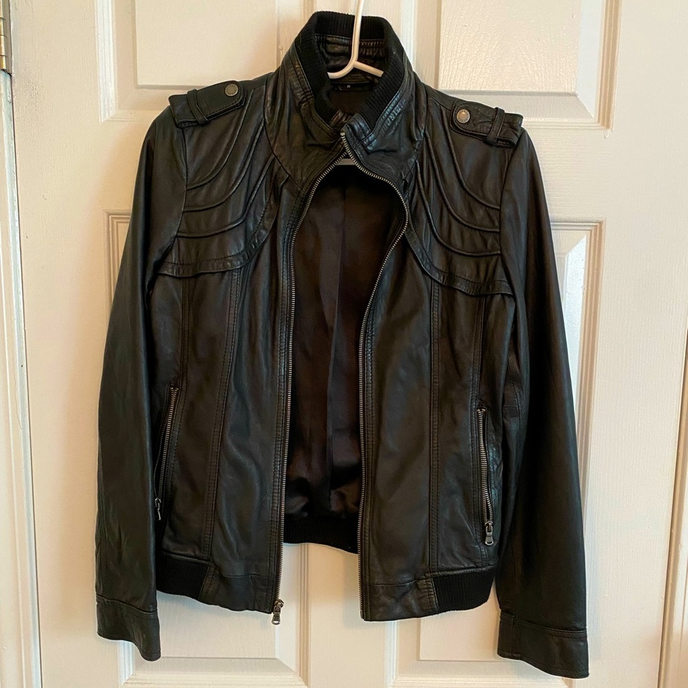Guess Black Leather Coat Jacket Women Size Medium M Great Condition Fall/Winter
